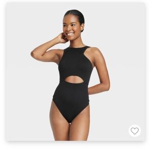 NWT colsie black body suit